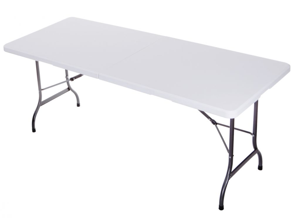 Prostokątny stół z białym blatem i metalowymi, ciemnymi nogami. Wyraźnie widoczny mechanizm, który umożliwia składanie nóg stołu.